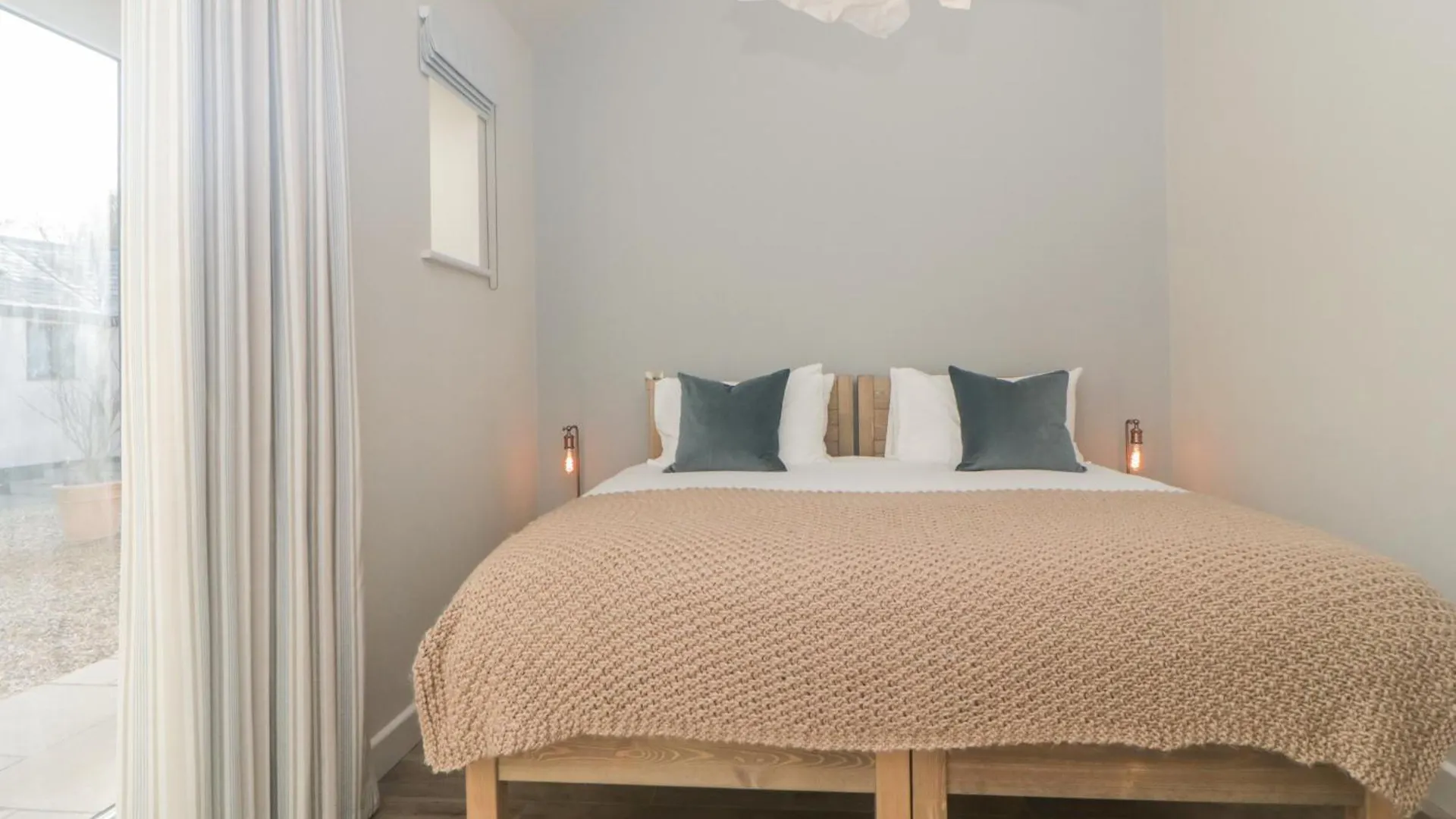 Lower Marsh Barns Exeter Holiday home