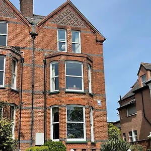 Gasthof The Raffles, Exeter